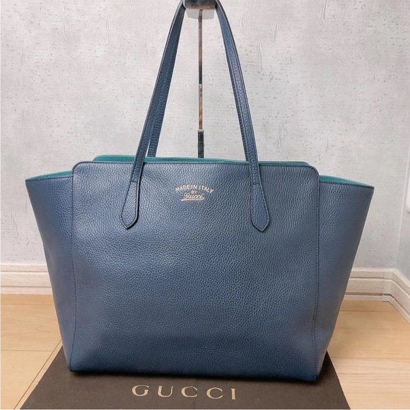 Gucci Handbags - Gucci Blue Leather Shoulder Bag